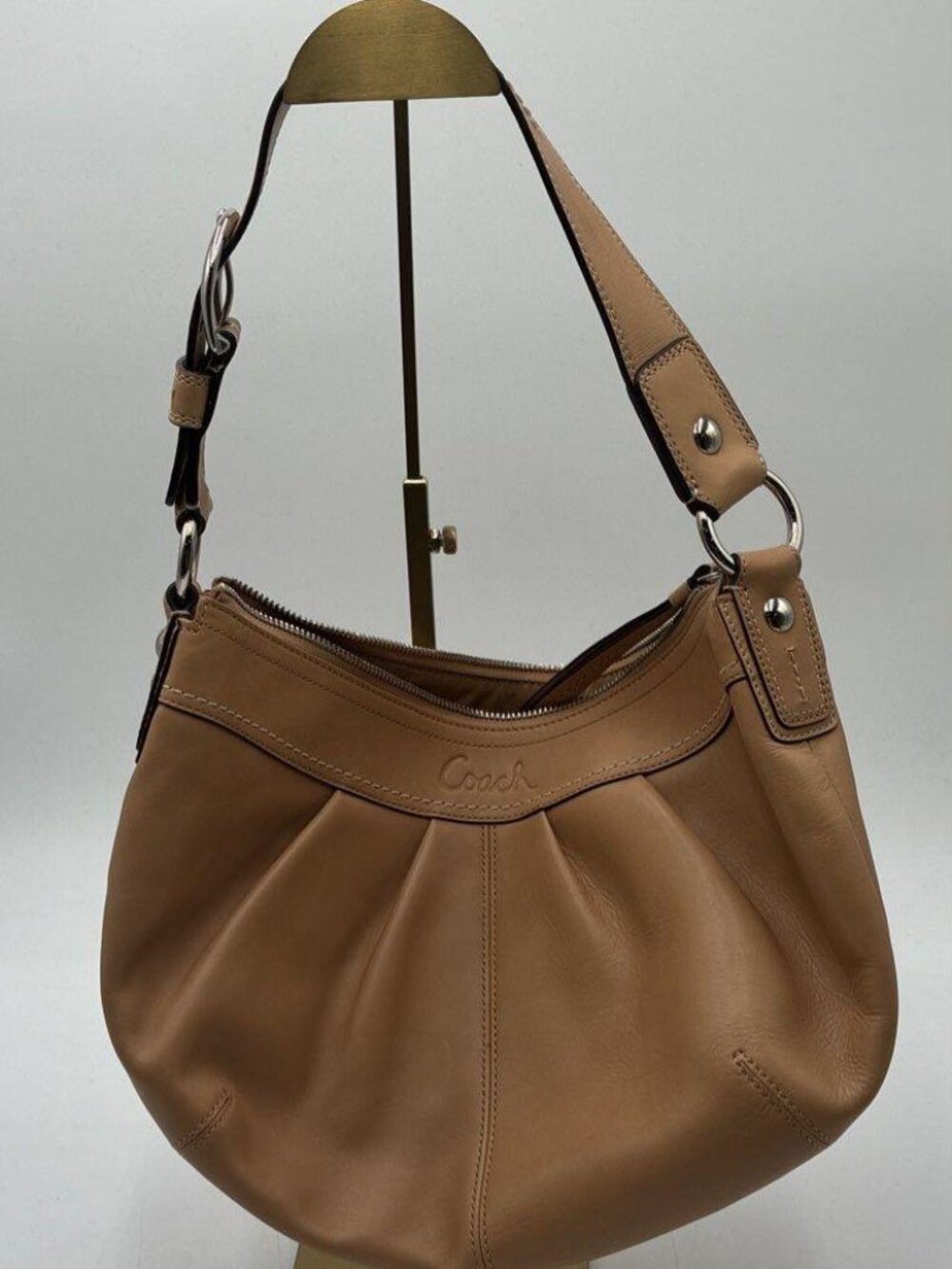 Coach Tan Brown Leather 2000s Ergo Pleated Hobo Shoulder Bag Silver Hardware